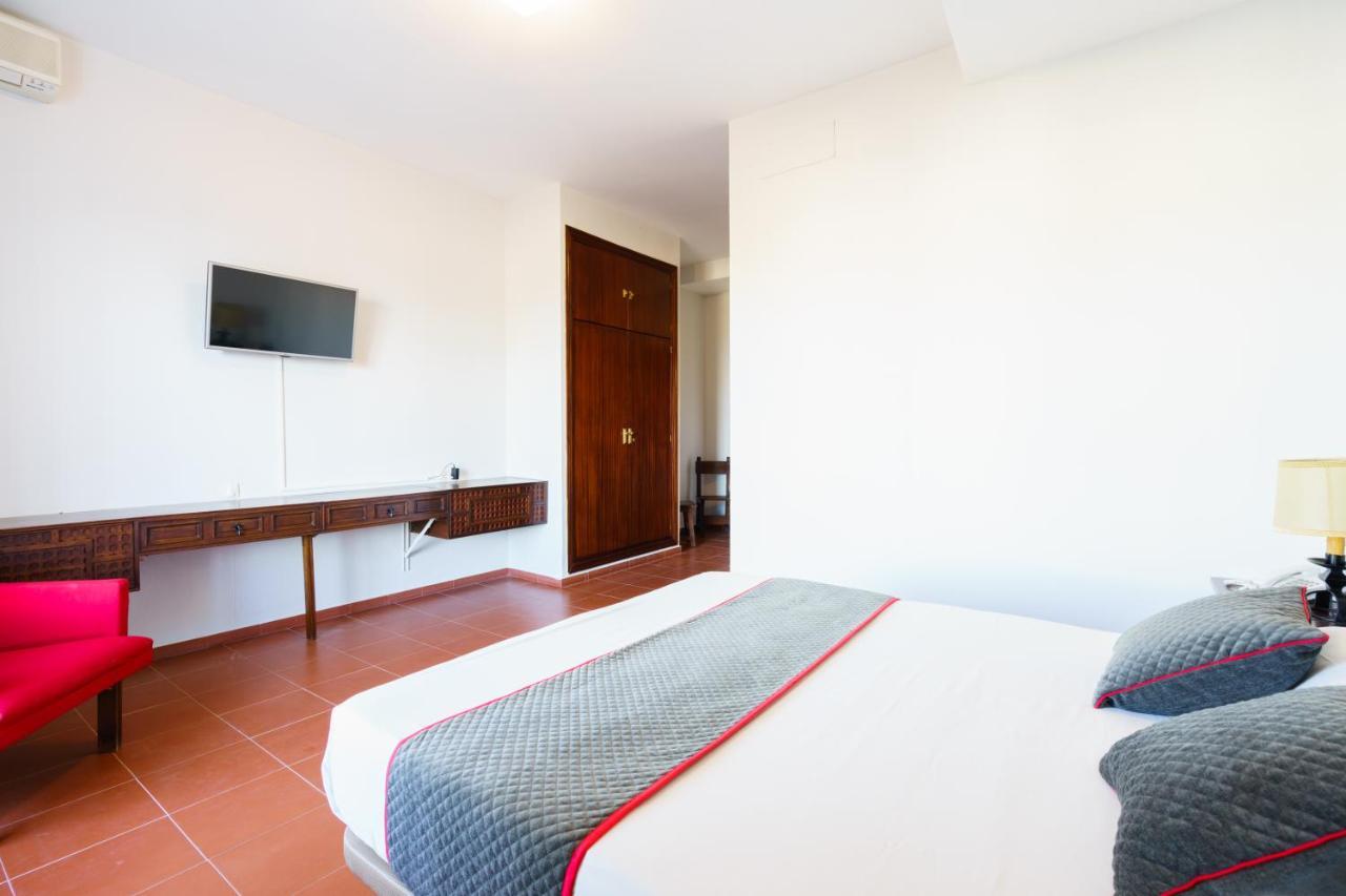 Venta Del Alto Hotel Las Cumbres By Vivere Stays El Garrobo Exterior photo